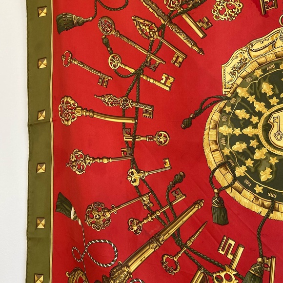 Hermès “Les Cles” Silk Scarf - Picture 5 of 13